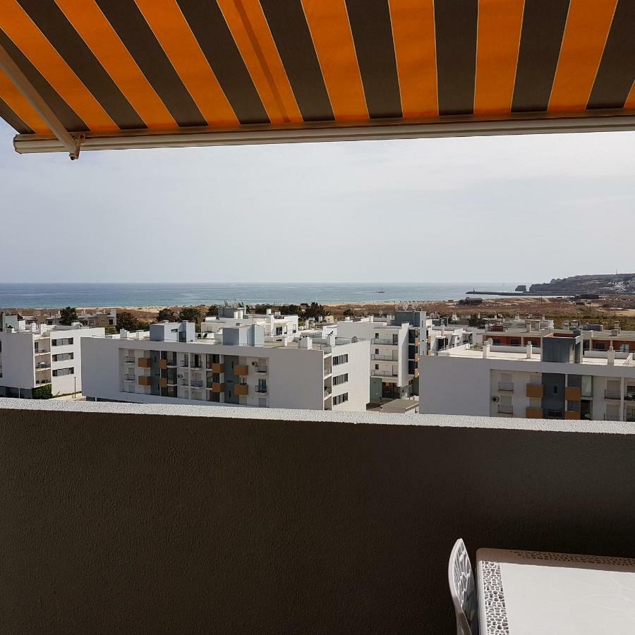 Vue Panoramique Sur Mer Condominio Do Mar Lagos Exteriér fotografie